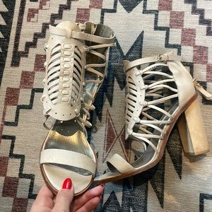 Cynthia Vincent nude color wood heels